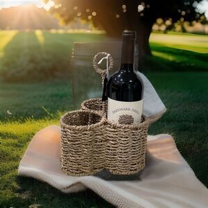 NEW TAG BRAND SEAGRASS Basket Wine Caddy Divided Utensil Flatware Camping Decor